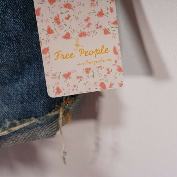 WE THE FREE PEOPLE Cut Over Overalls Size 28 - Picture 5 of 7